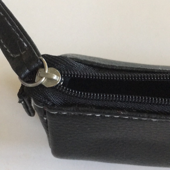 AVON Self Sharpening pencil case or crayon holder - Picture 2 of 6